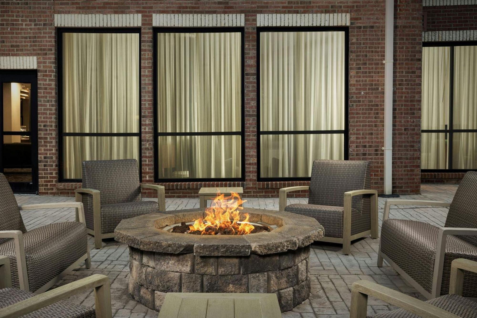 Hotel Courtyard By Marriott Salisbury Exteriér fotografie